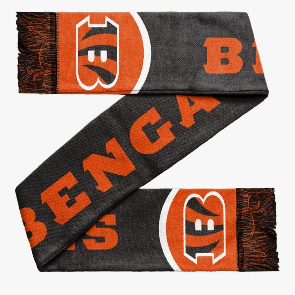 Cincinnati Bengals Scarf and Gloves Set. NWT. - Picture 2 of 6